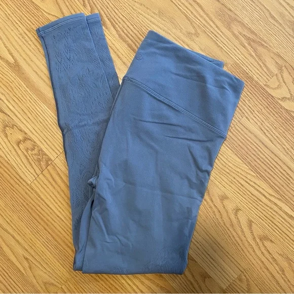Lululemon sz 12 Reveal Tight - Zen Expression Solar Grey - Picture 4 of 7